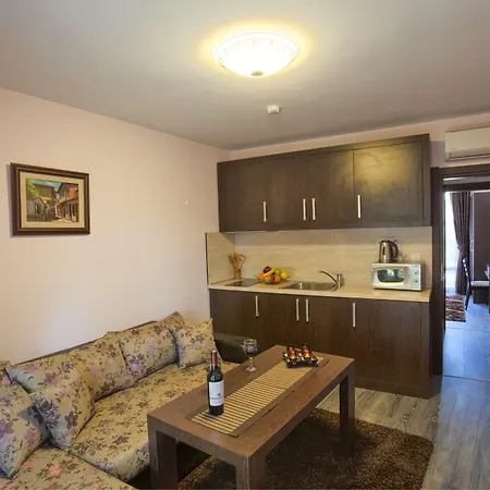 Pensiune Old House In Kapana Area