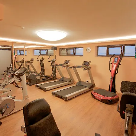 Old House In Kapana Area ゲストハウス 3*